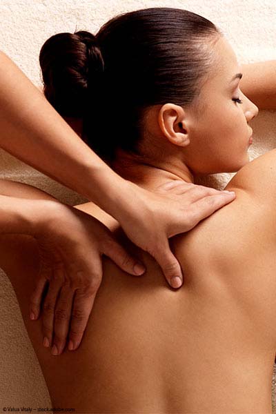 Klassische Massage, Breuß-Massage, Schröpfmassage, Kräuterstempelmassage, Fußreflexzonen-Massage, Ohrakupressur, Ohrkerzen